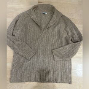 American Eagle Outfitters V-Neck Brown Sweater